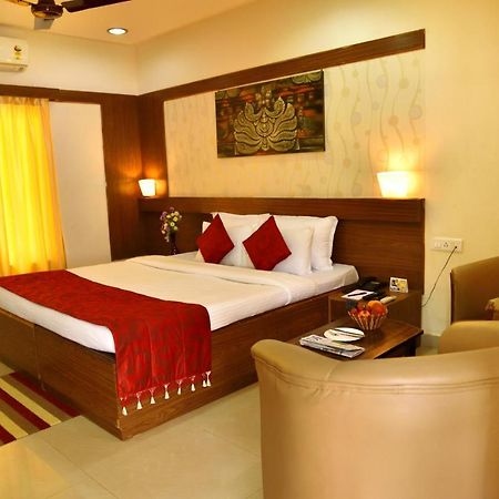 Kstdc Hotel Mayura Bhuvaneshwari Kamalapur Hampi Exterior foto