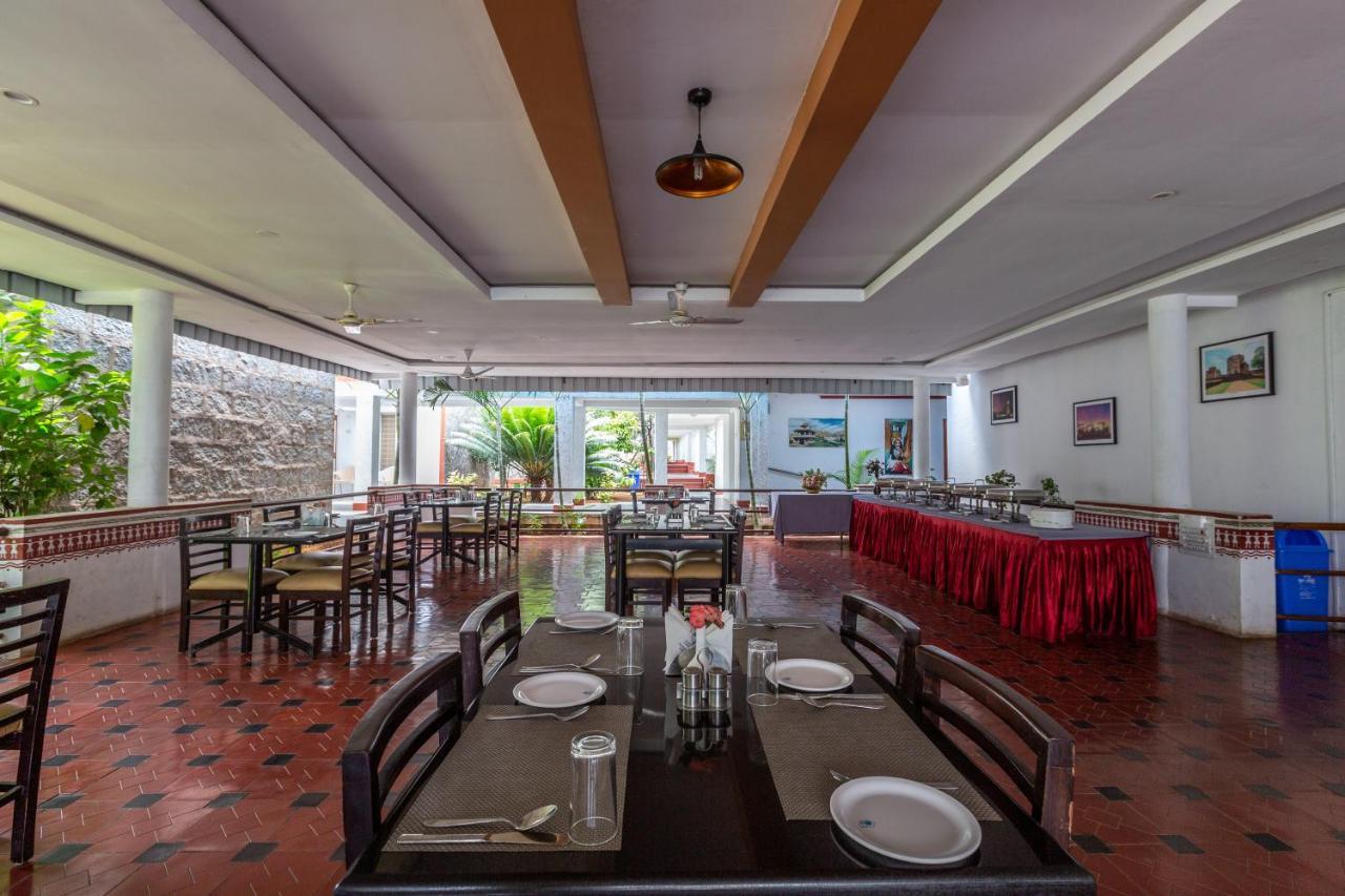 Kstdc Hotel Mayura Bhuvaneshwari Kamalapur Hampi Exterior foto