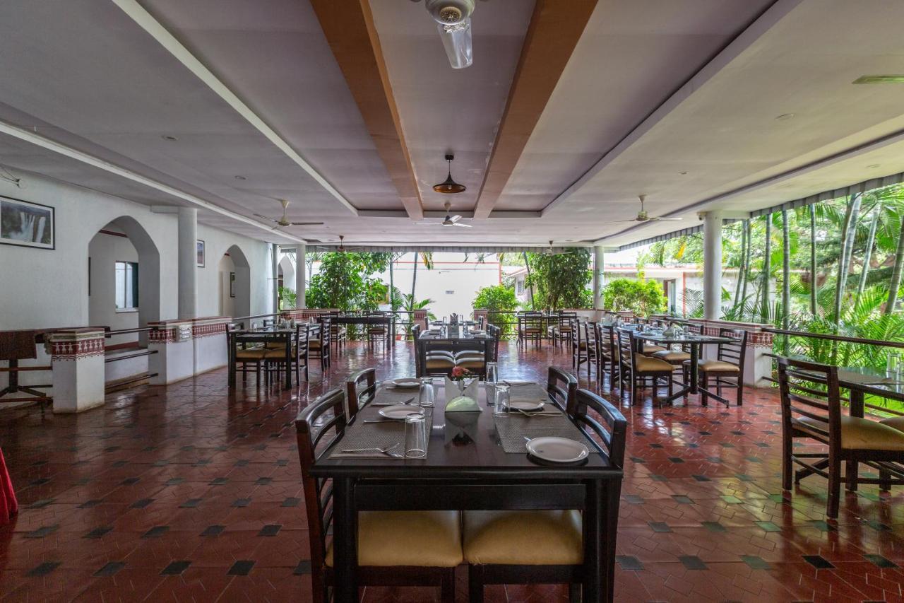 Kstdc Hotel Mayura Bhuvaneshwari Kamalapur Hampi Exterior foto
